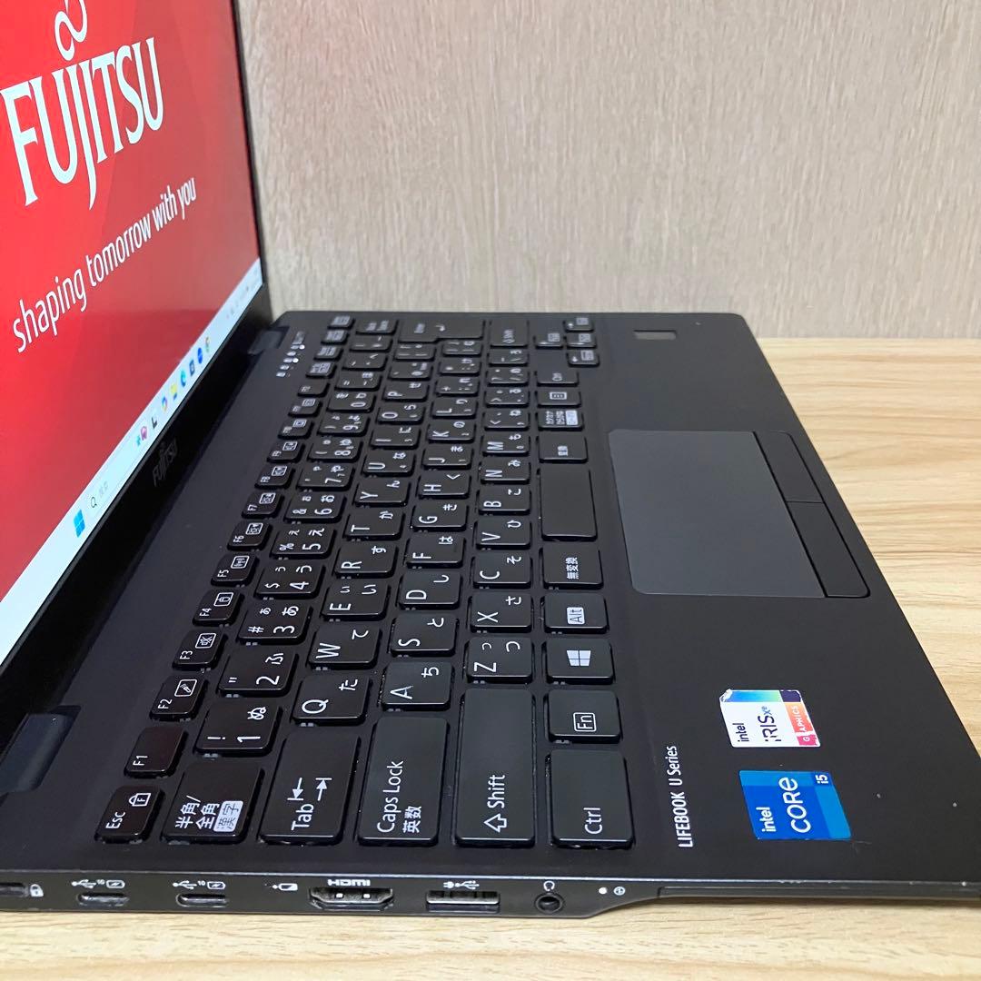 第11世代！LIFEBOOK U9311 2021年製 i5 Windows11