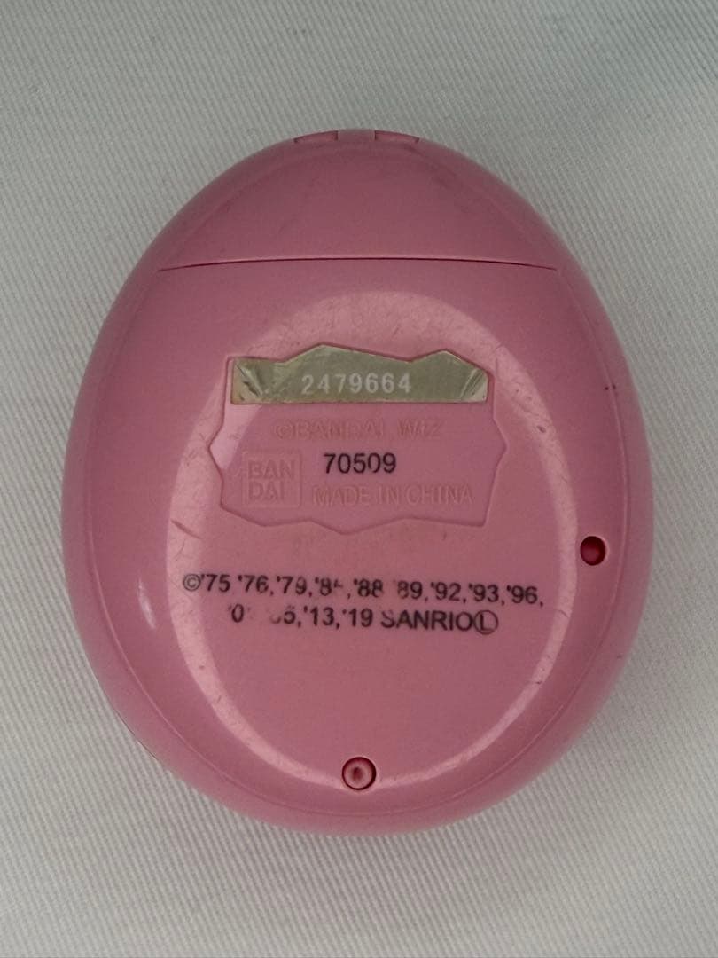 【希少 入手困難】バンダイ たまごっちみーつ サンリオキャラクターズ　みーつ