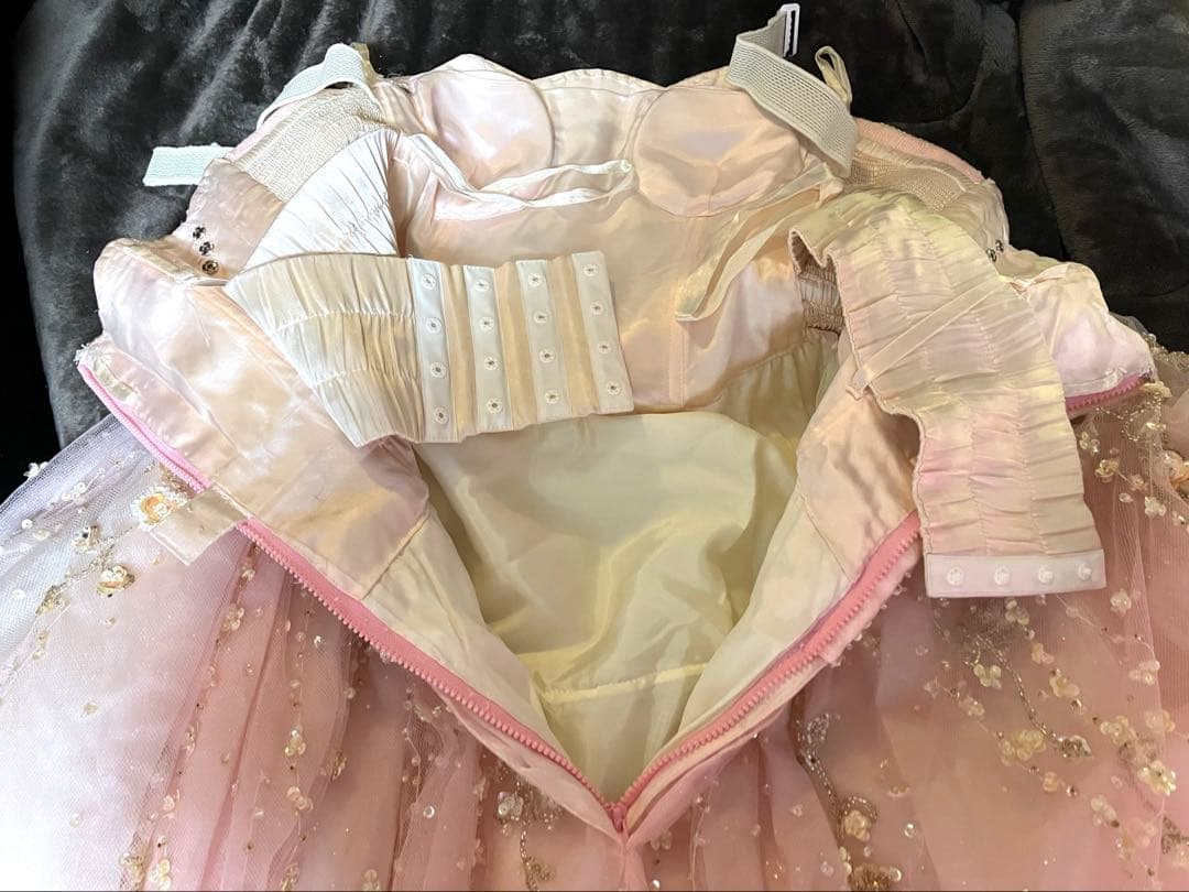 ピンクのビーズ装飾ストラップレスドレス カラードレス 9号〜13号