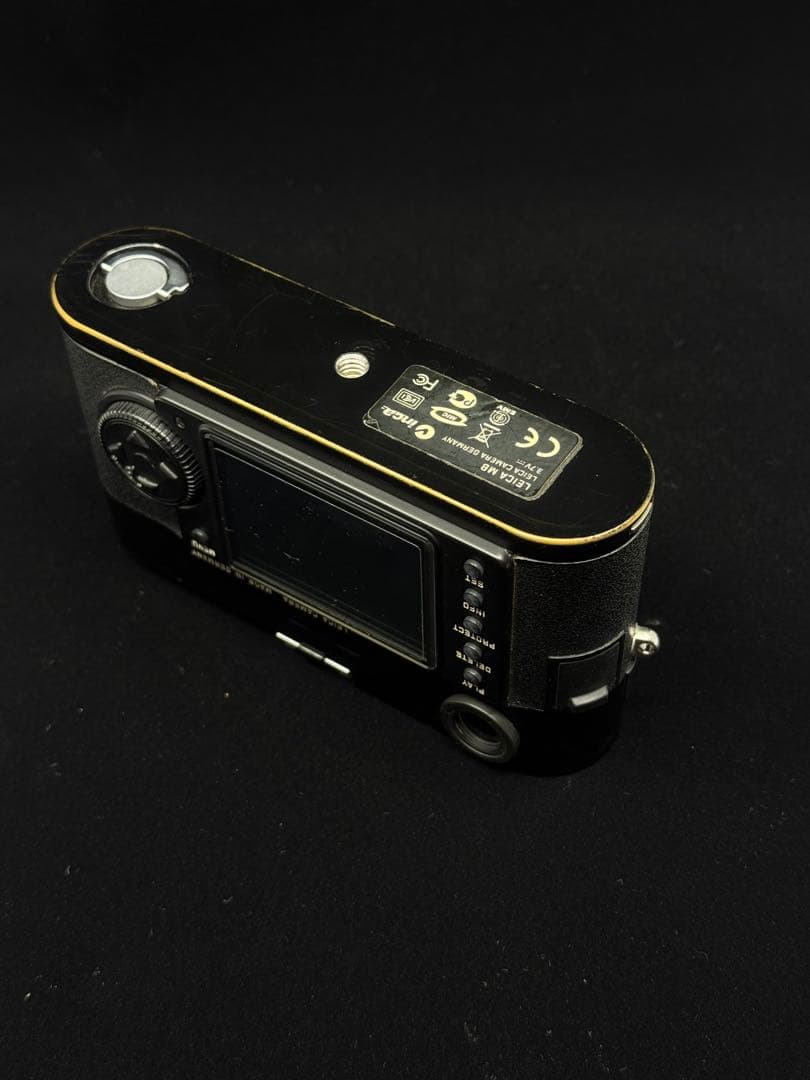 LEICA M8 + Summicron35mm(6枚玉）ツノ付き