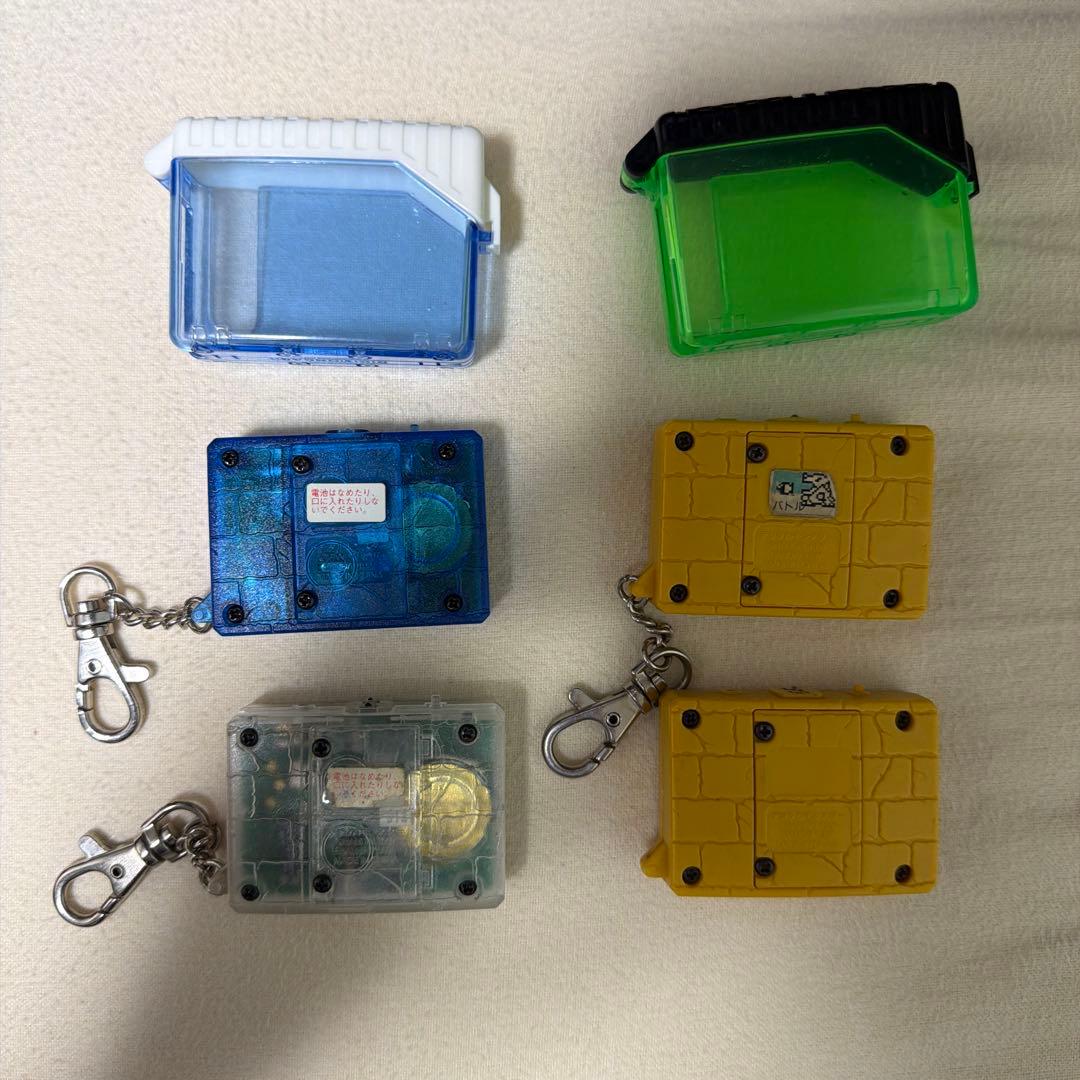 デジタルモンスター デジモン　Ver.1、2、4 ケース付き　セット