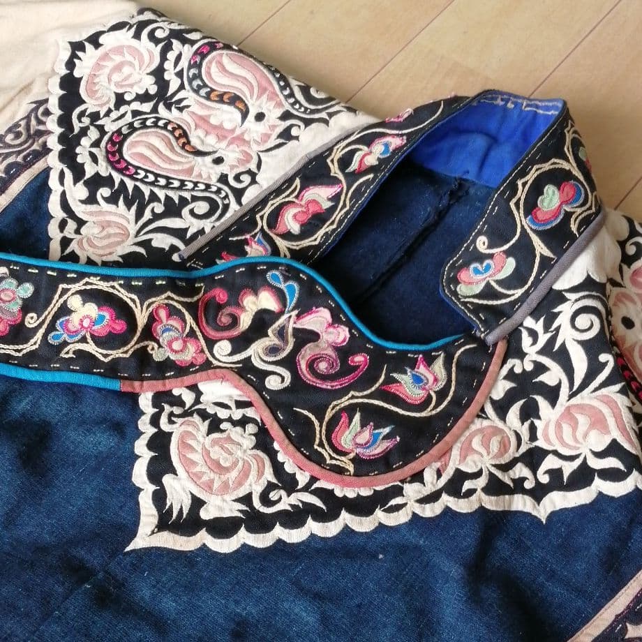 で★アンティーク　中国　清王朝　刺繍服
