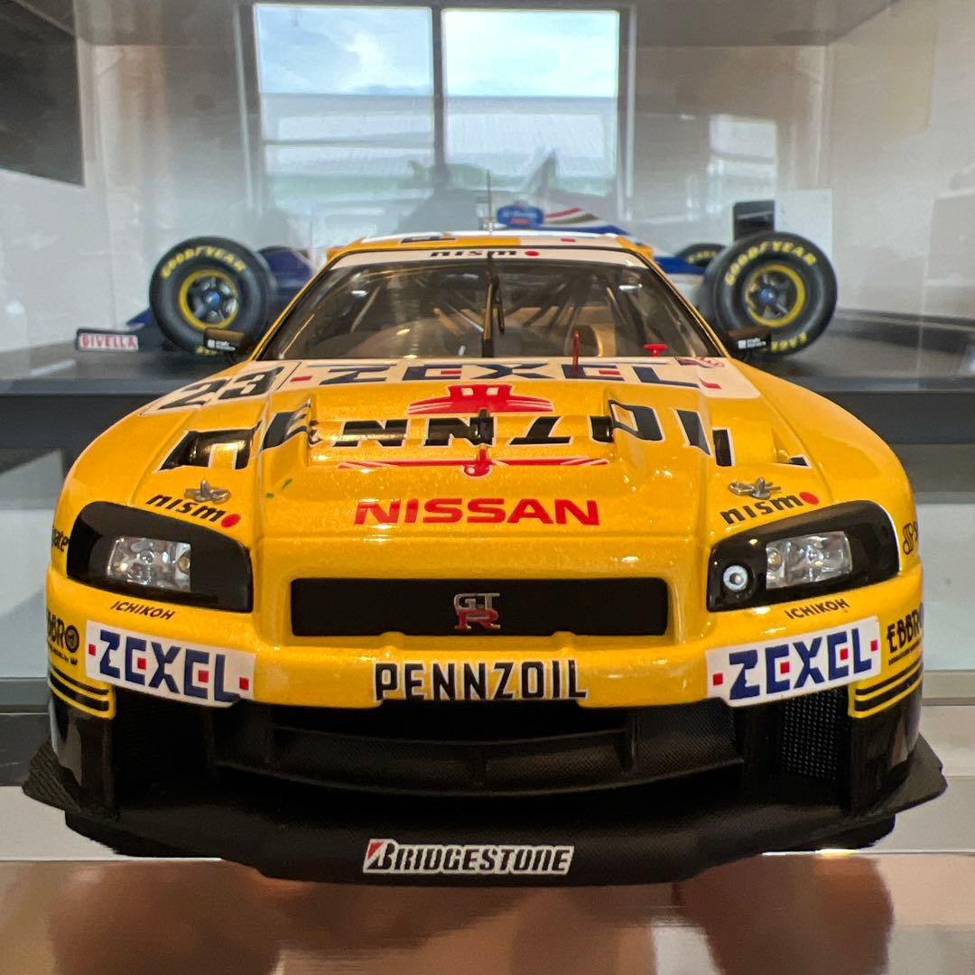 オートアート製2001年JGTC日産R34GTRペンズオイルゼクセル