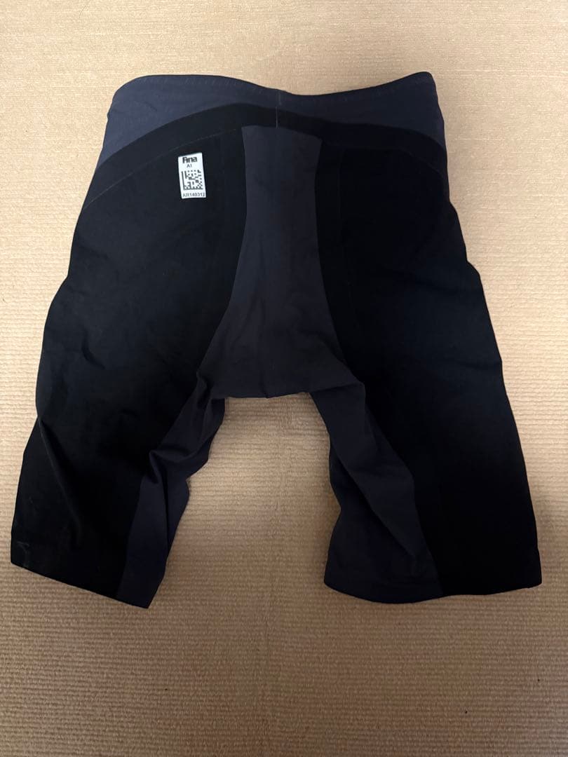 arena カーボンフレックス　競泳水着