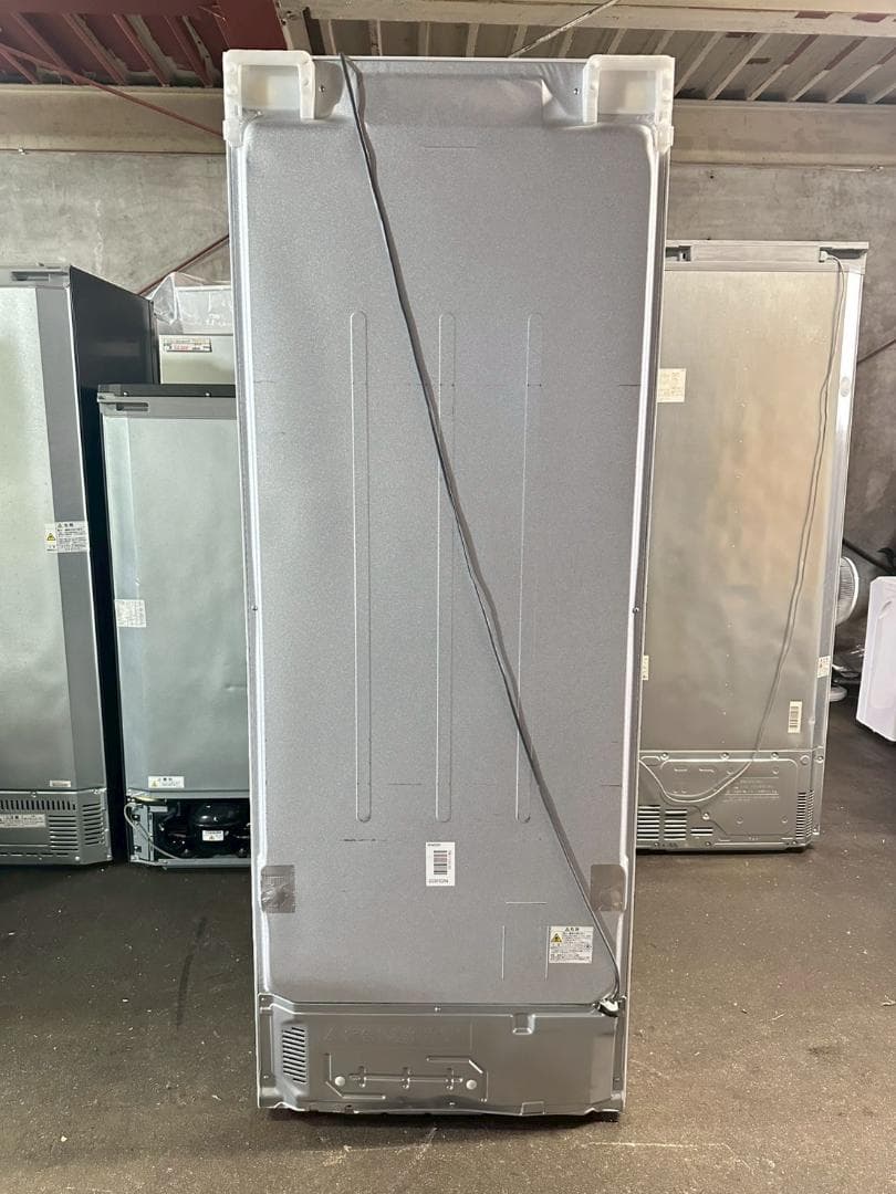 大阪送料無料★3か月保障付き★冷蔵庫★2021年★R-HW60R★R-177