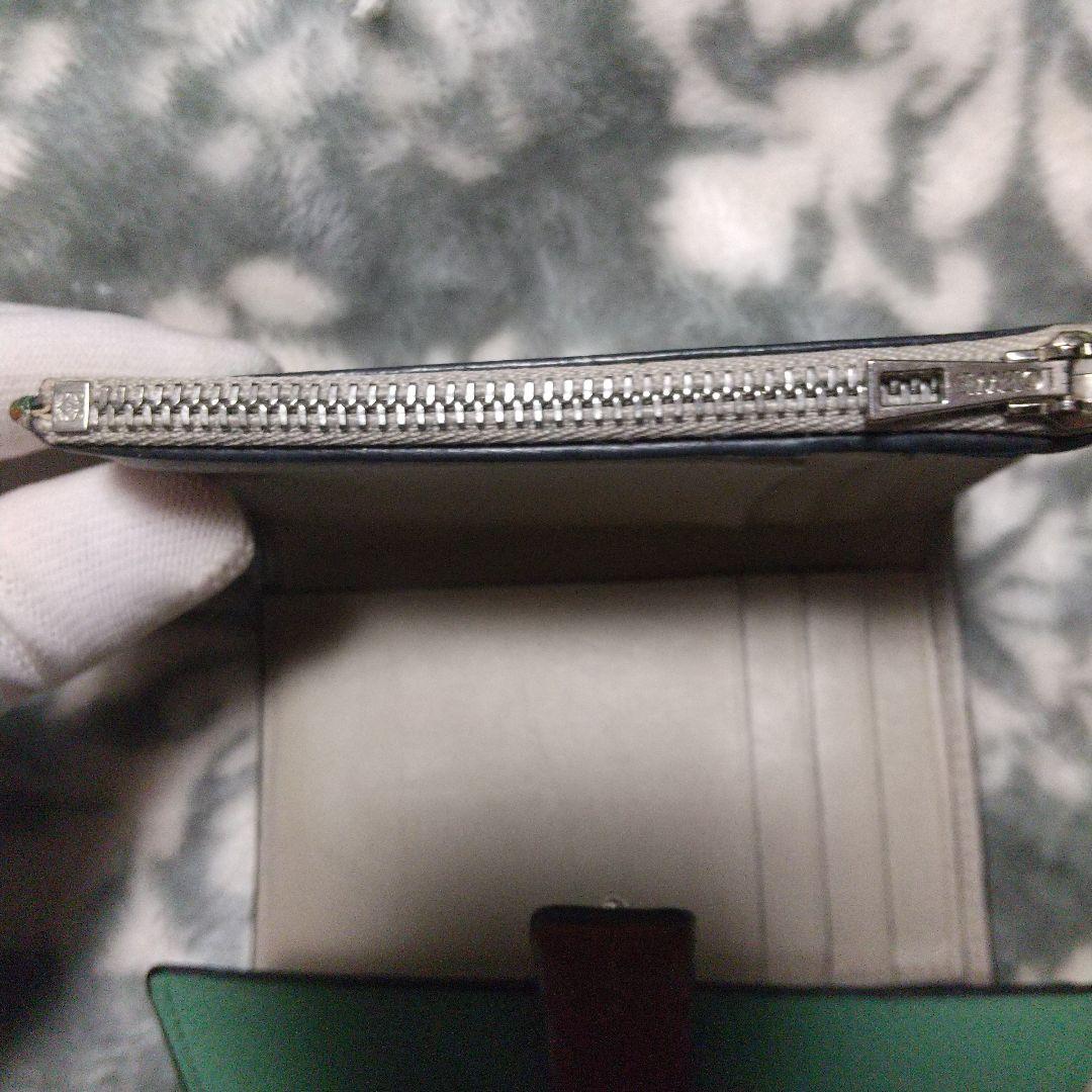 ロエベLOEWEバーティカルウォレットグリーン系 三つ折り財布 レザー