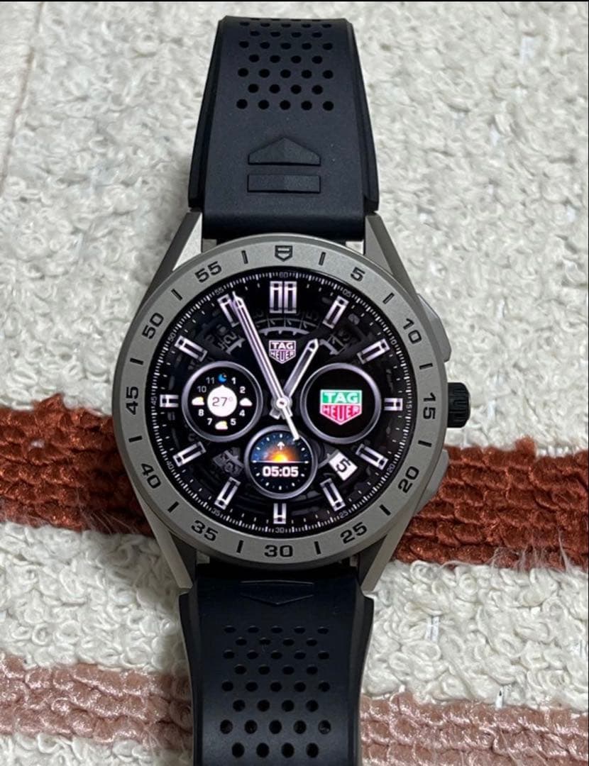 美品 タグホイヤーコネクテッド E3 チタンモデル 正規店購入