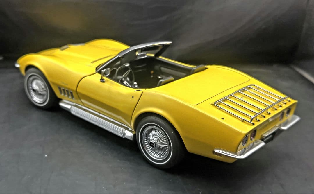 autoart Chevrolet Corvette 1:18 限定版