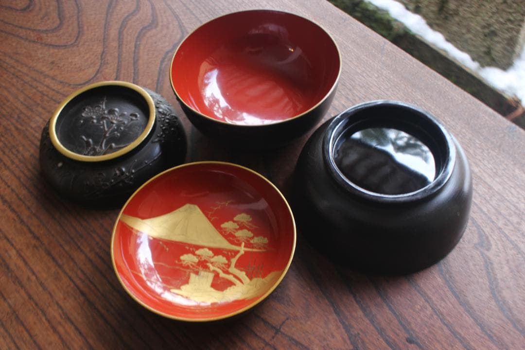 デッドストック！風情ある鉄錆塗に見返し富士蒔絵の映える煮物椀2点（検会津塗蒔絵椀