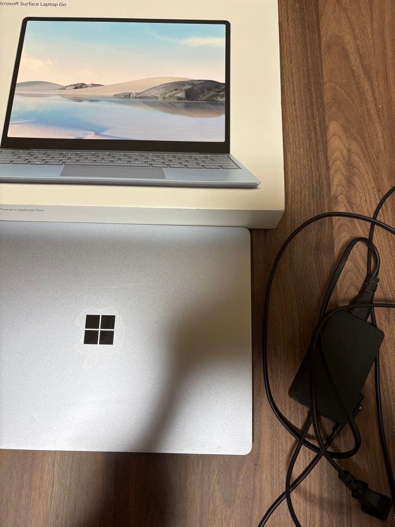 Surface laptop go マイクロソフトオフィス付