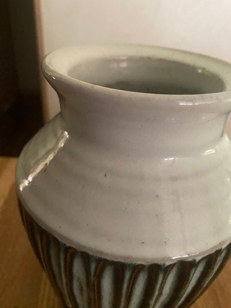 陶器　花器　島根県松江　袖師窯 尾野友彦　しのぎ