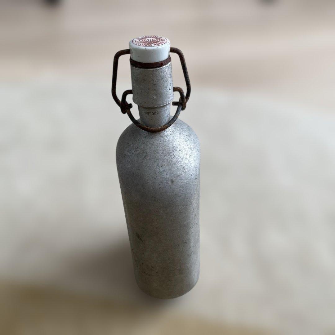 フランス　アンティーク　水筒　ヴィンテージ金属ボトル