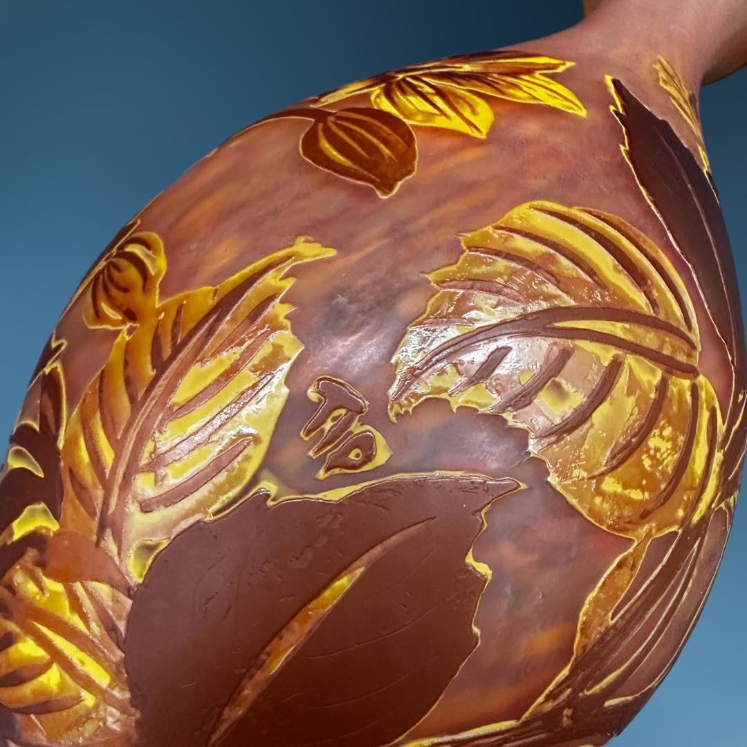 【証明書】　エミールガレ 　　花瓶　カメオ彫り　被せガラス　高さ26ｃｍ