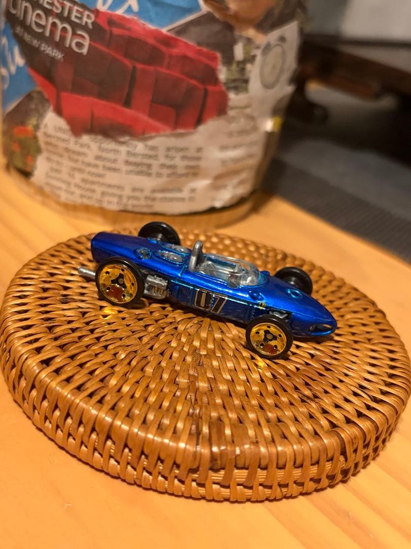 2000年モナコグランプリで買ったアルミニウムのフェラーリMattelミニチュア