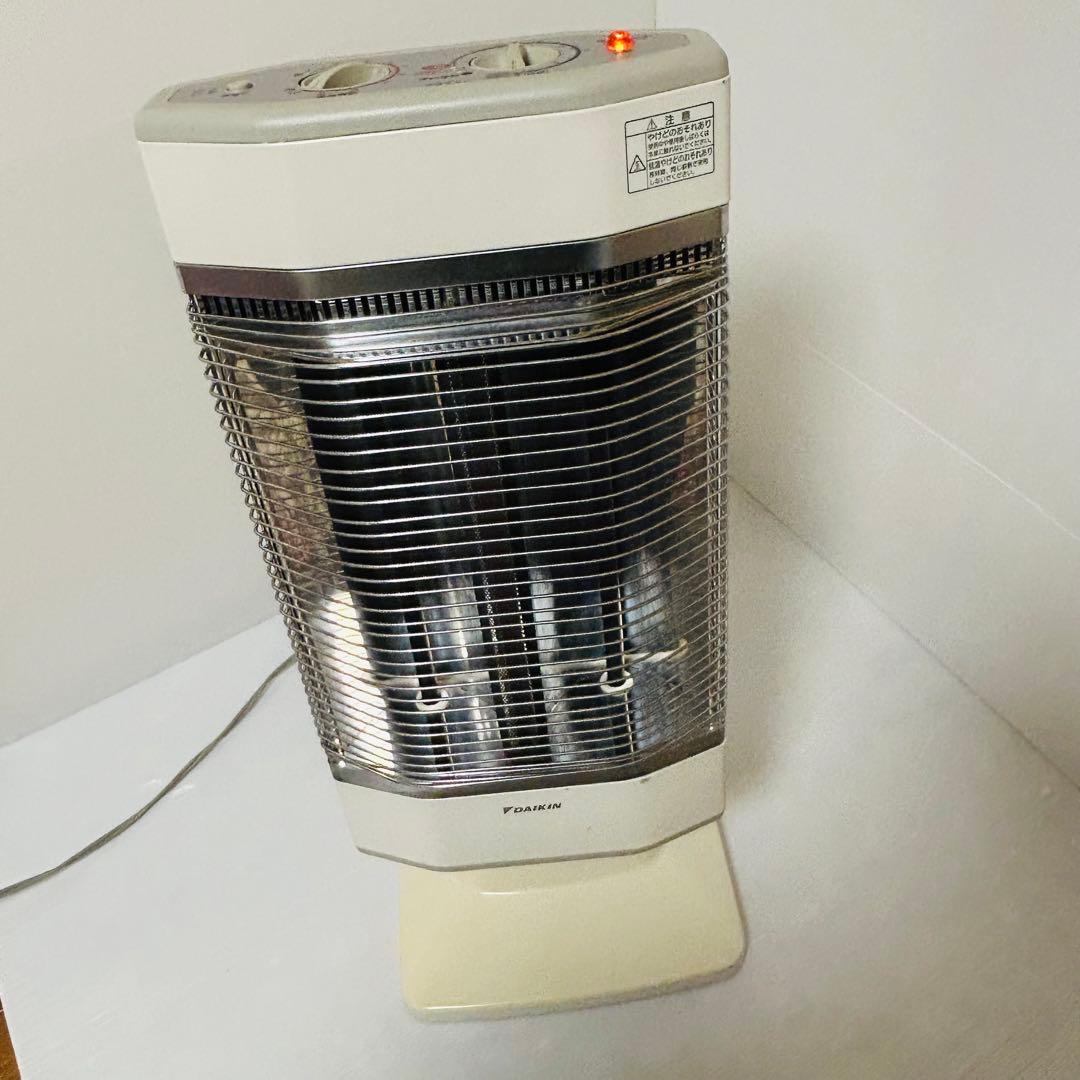 【美品】ダイキン DAIKIN 遠赤外線暖房機ERFT11KSセラムヒート
