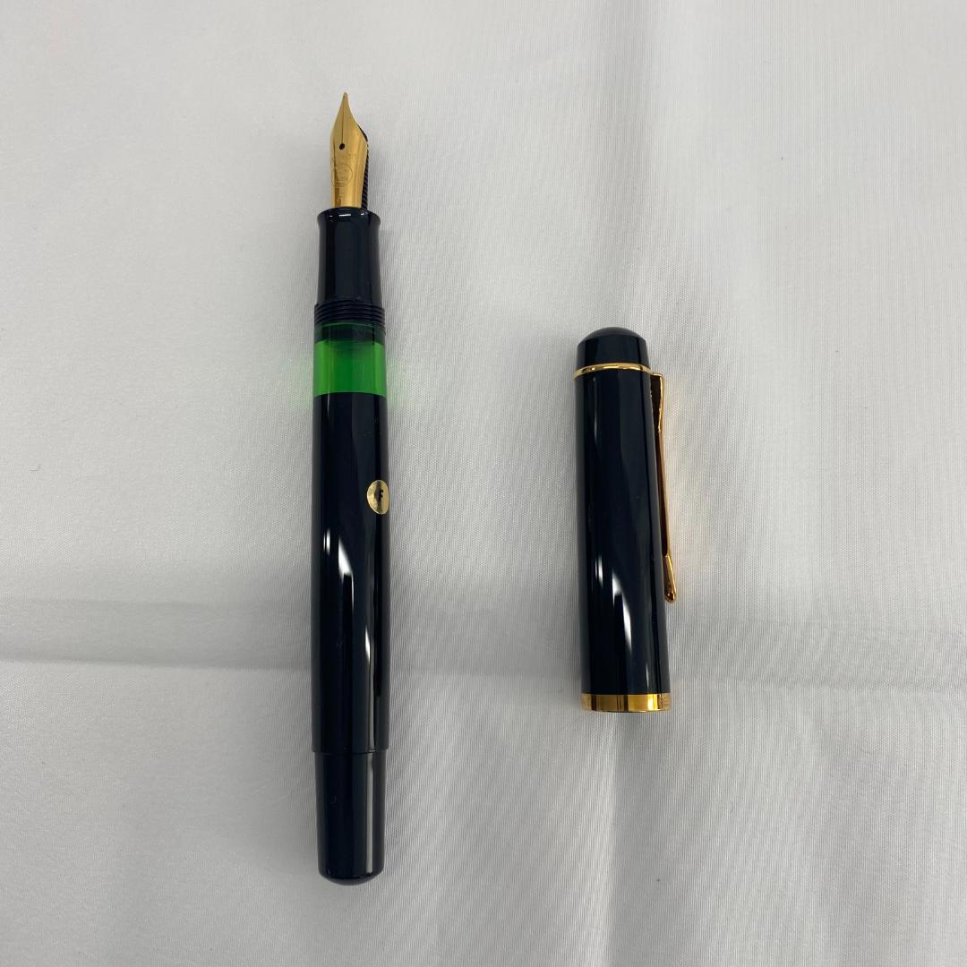 【美品】PELIKAN ペリカン F刻印 ペン・万年筆 樹脂系素材 ブラック
