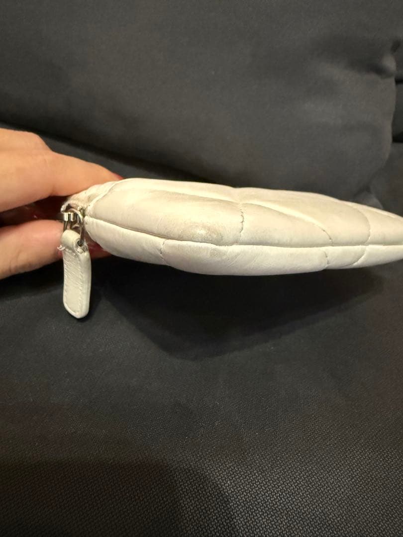 CHANEL シャネル マトラッセ ホワイト ジップパース ラムスキン