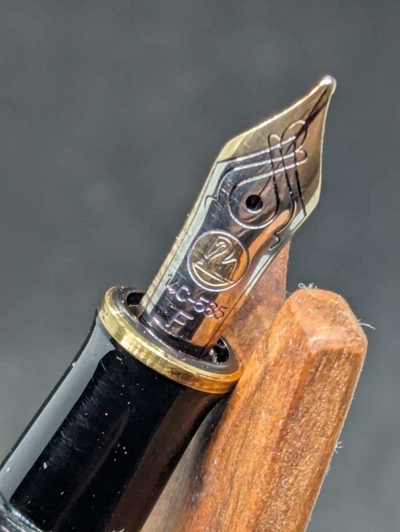 スーベレーン　m600　F