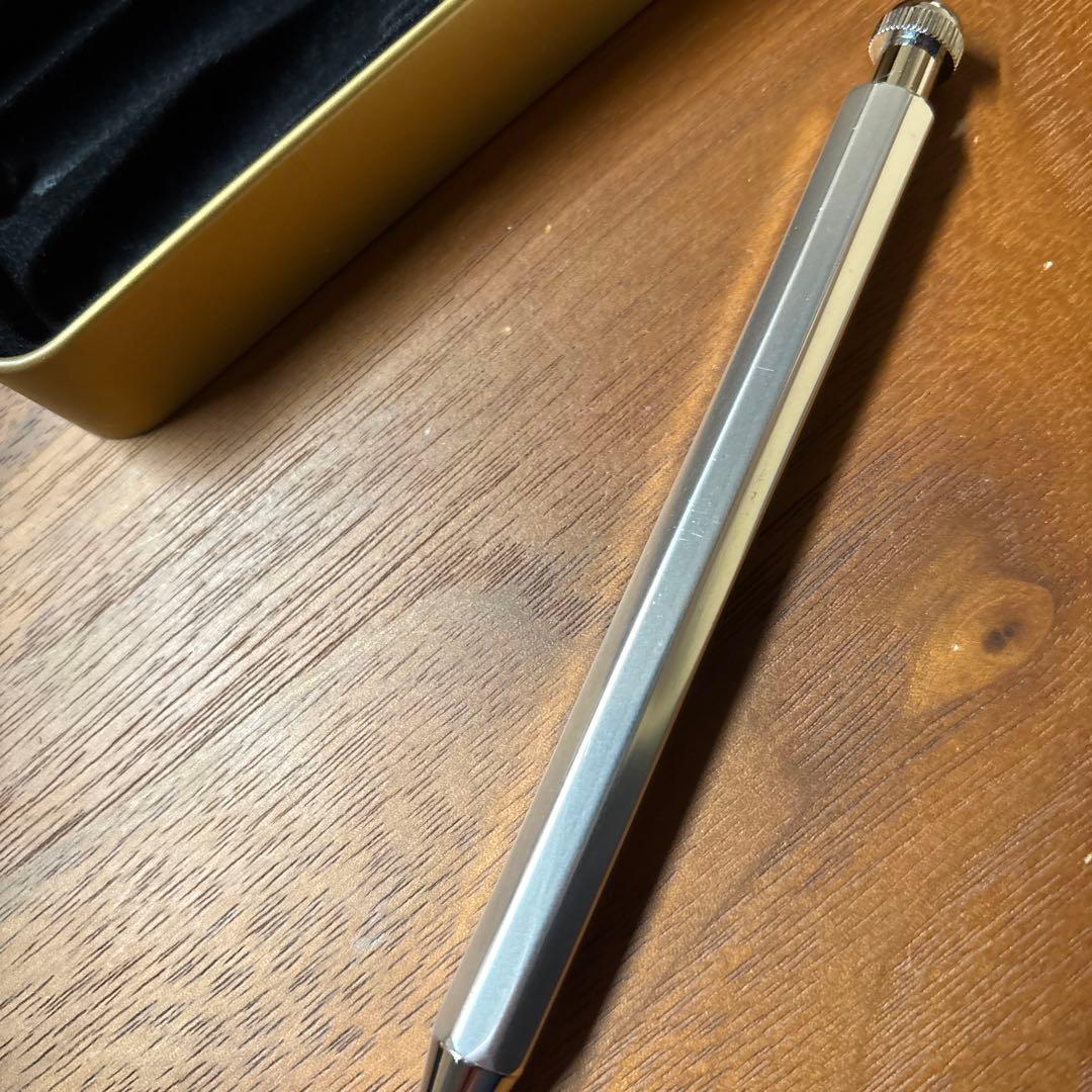 カヴェコスペシャルシャイニーシルバー 0.5mm 正規品