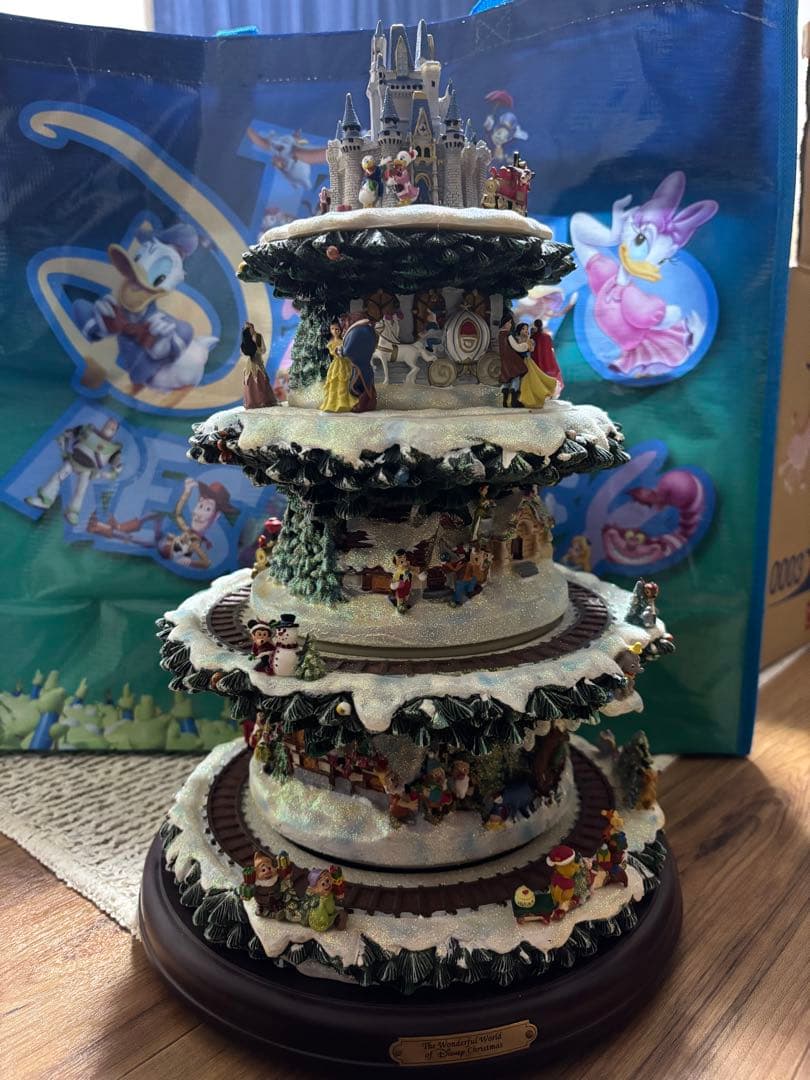 ワンダフルワールドオブディズニー　クリスマスツリーオルゴール
