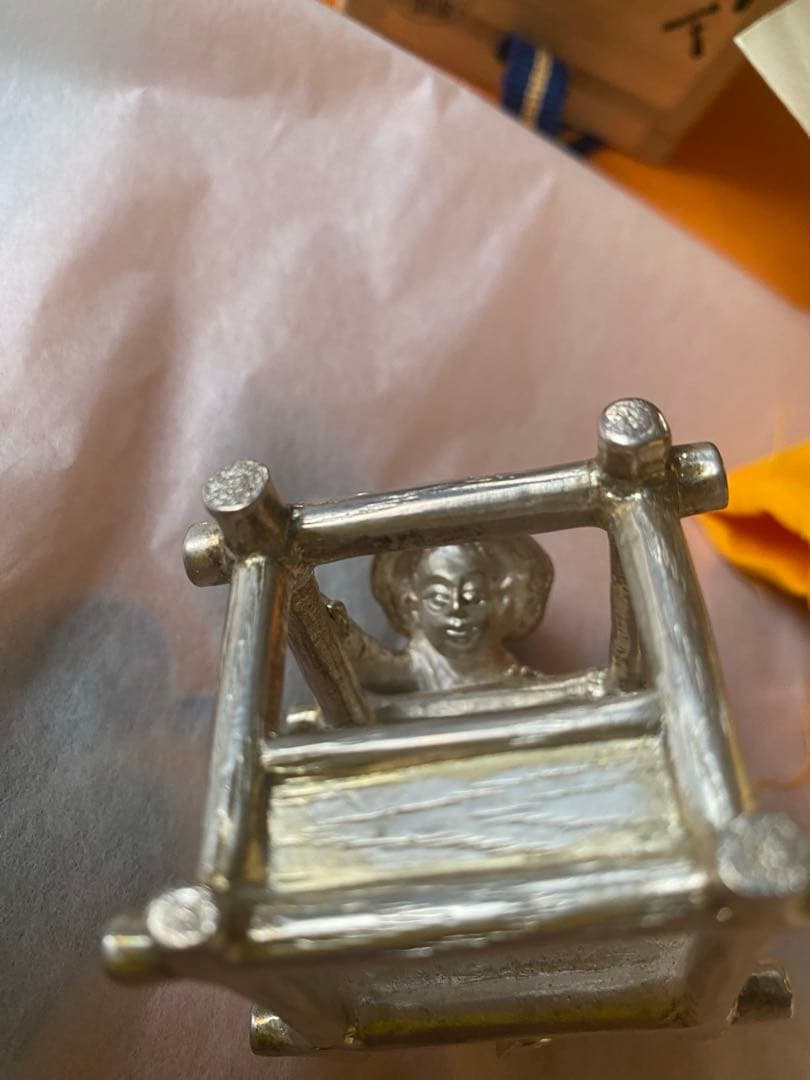 南鐐　一閑人　蓋置　鋳師　金森紹栄氏作　共箱入