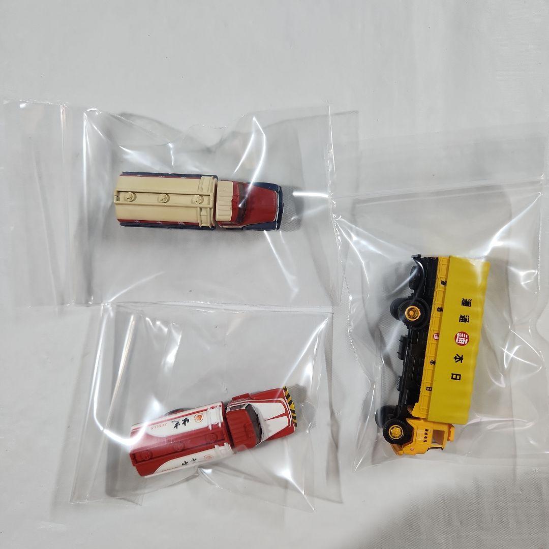 ジオコレ 1/150「ガソリンスタンドA 昭和30年代風 + レアトラック×3台