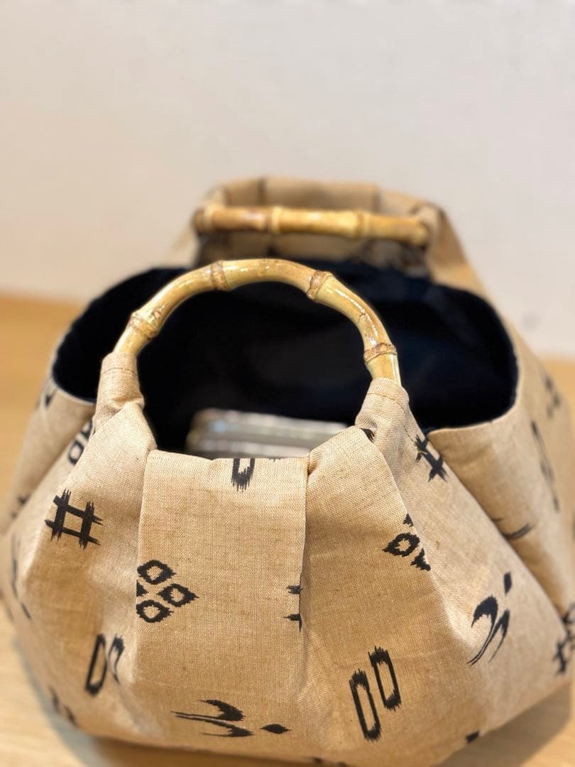 琉球柄　沖縄絣柄　琉球絣ベージュ和装バック・着物バック　入学卒業結婚式七五三振袖