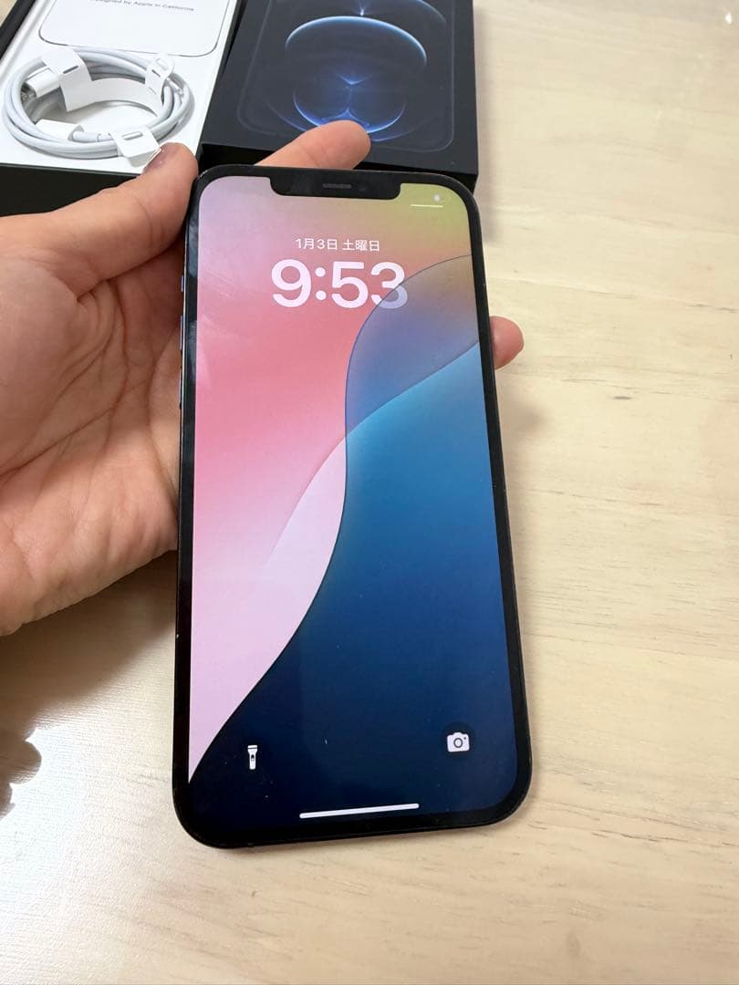 Apple iPhone 12 Pro max ブルー本体②