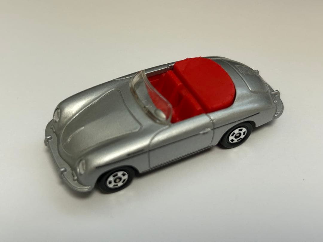 122.トミカF-9-3 ポルシェ356