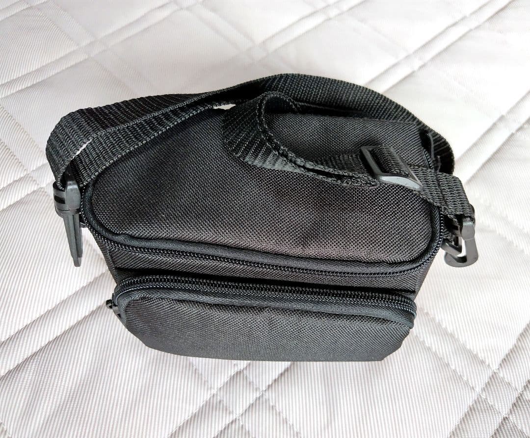 【美品】JVC ビデオカメラ EverioR と 専用バック の セット