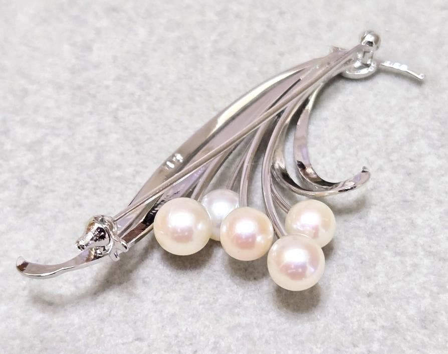 MIKIMOTOミキモト パール SILVER　ブローチ　42315