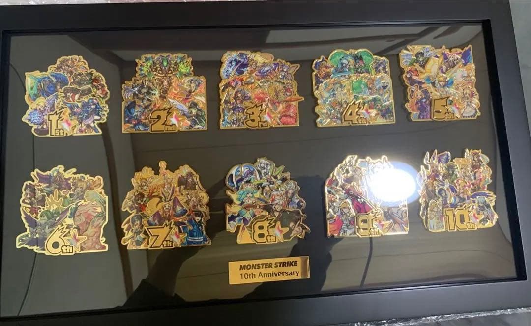 激レア　10周年記念品　プレミアムピンズセット　モンスト