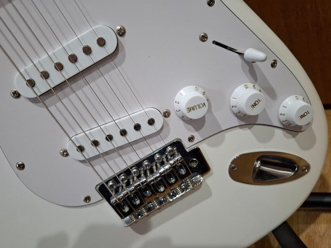 Legend エレキギター ホワイト