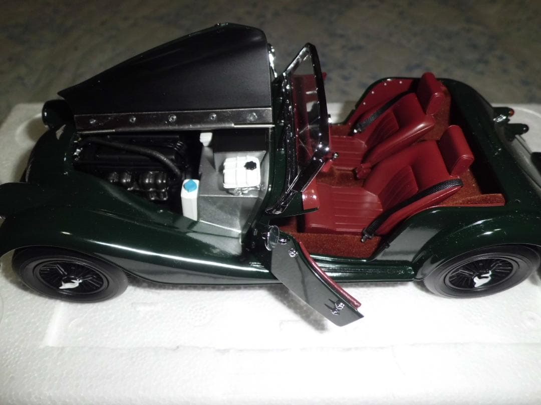 【現状品】京商 1/18 MORGAN 4/4 グリーン