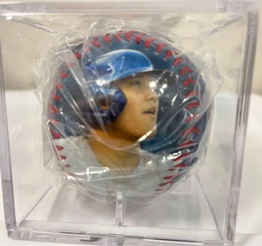 大谷翔平　ドジャース　記念ボール　サインプリント　UVカットケース付き未開封2個