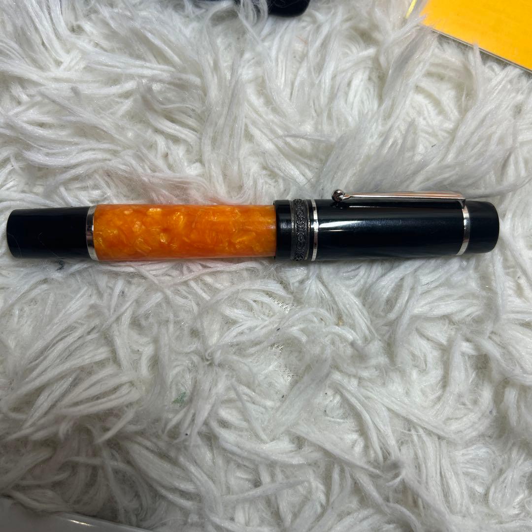 【美品】デルタ　ドルチェビータ　ミディアム　万年筆　14k F