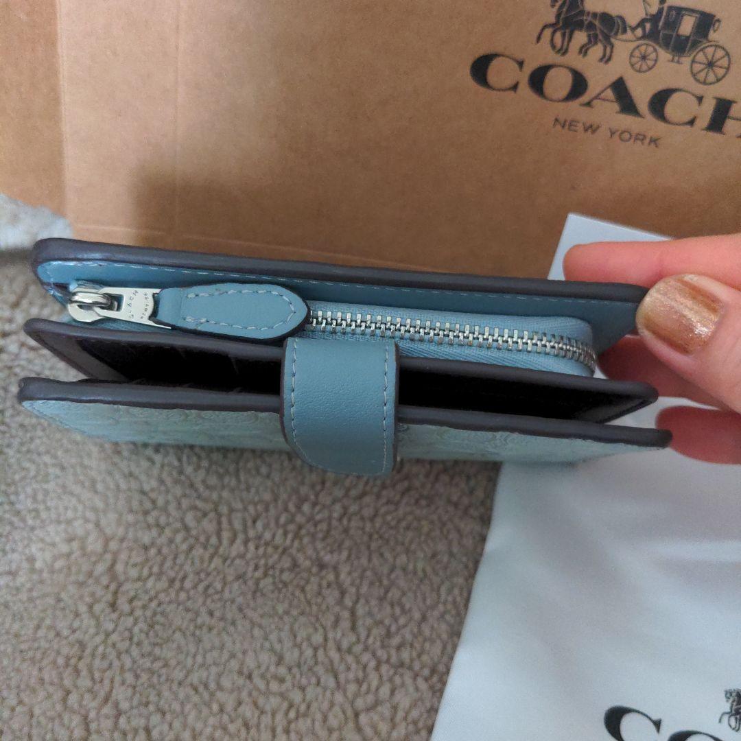 COACH 二つ折り財布 ミントグリーン