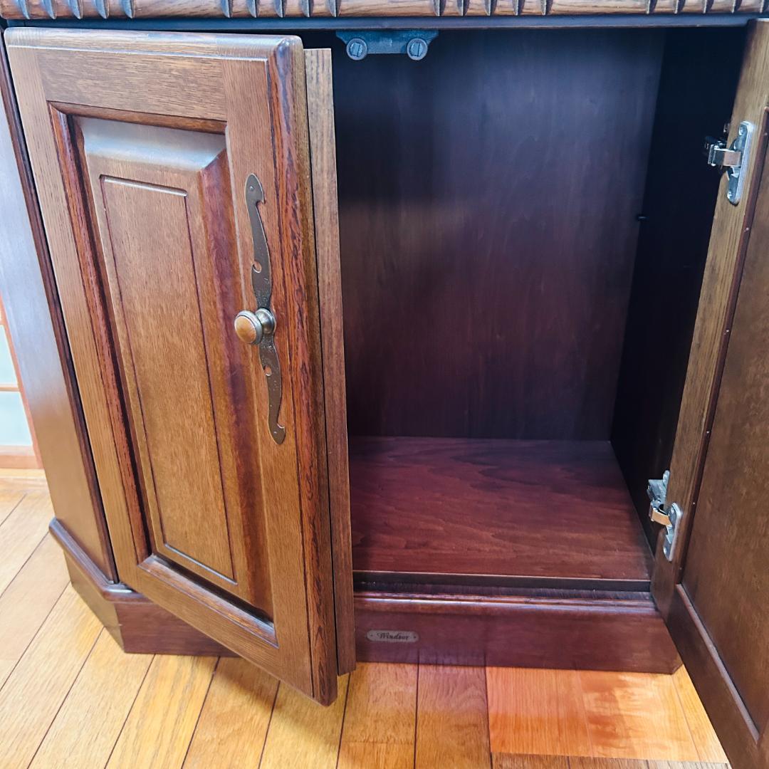 東海家具 Windsor ウィンザー コンソールキャビネット 本物の家具