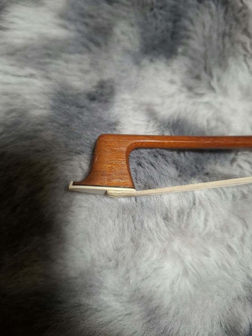 R. PAESOLD　バイオリン弓　4/4