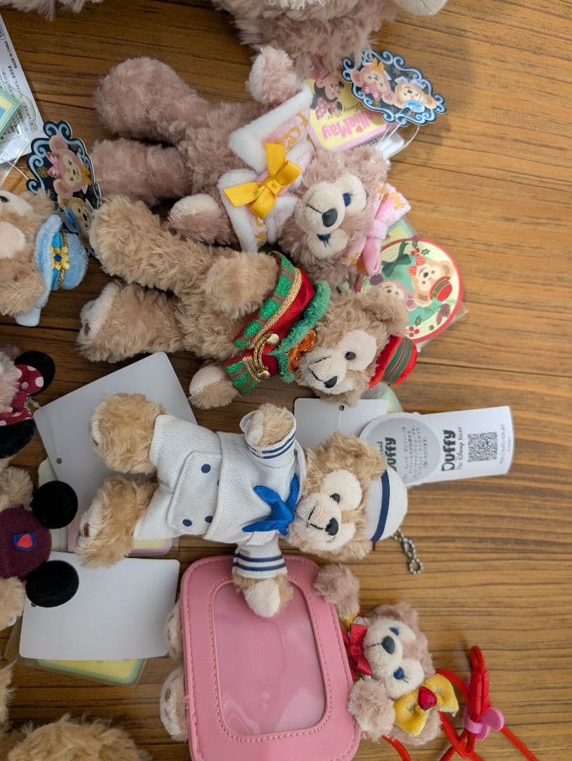 ディズニーシー　ダッフィー、シェリーメイぬいぐるみ まとめ売り