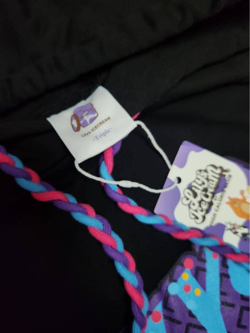 Lily's Icecreamリリーズアイスクリーム新品タグ付きフーディー