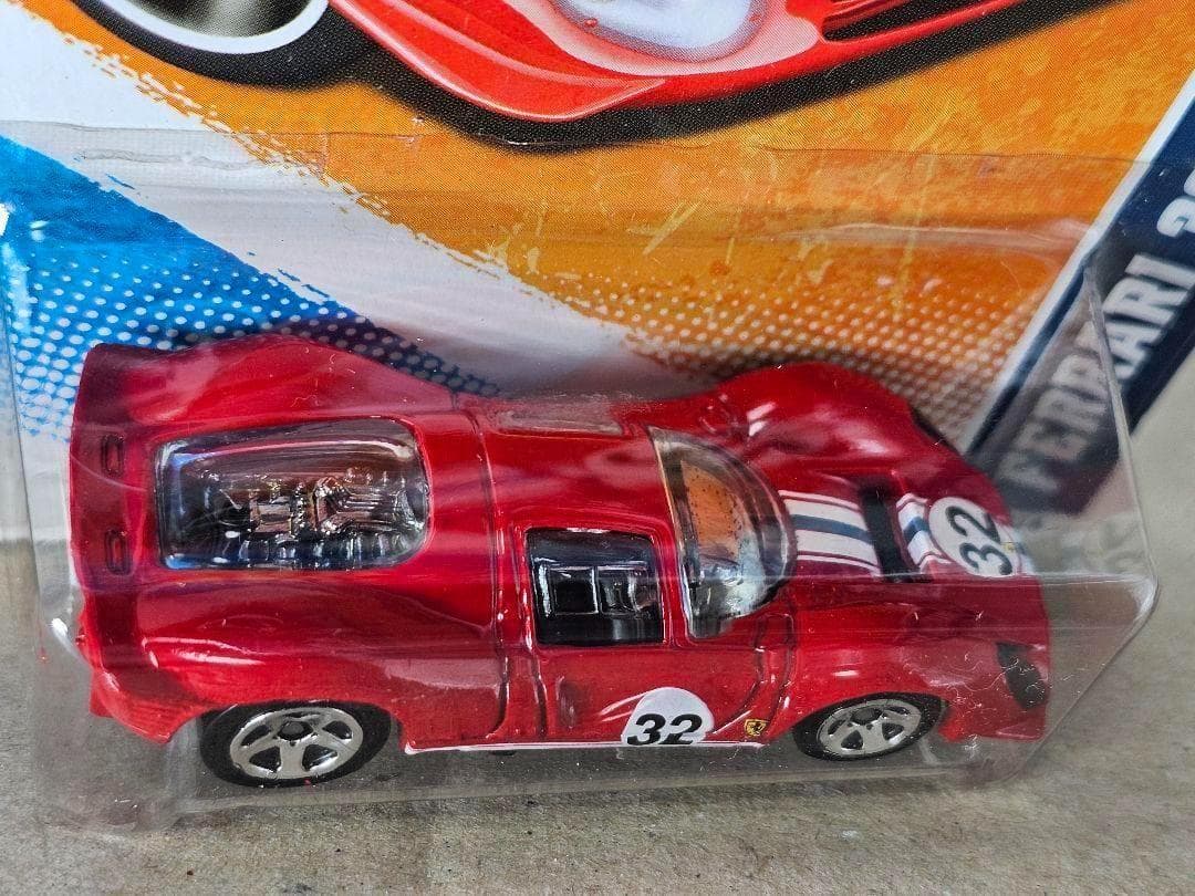 ホットウィール、フェラーリ 330 P4（HW GARAGE）
