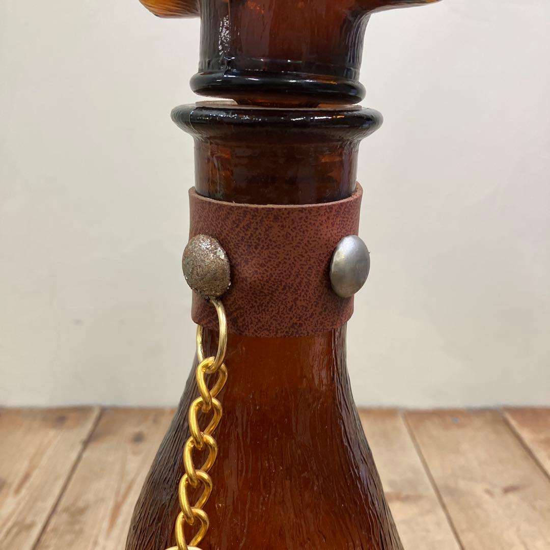 D-4 ヴィンテージ ダックスフント デキャンタ デカンタ アンバーガラス 犬型