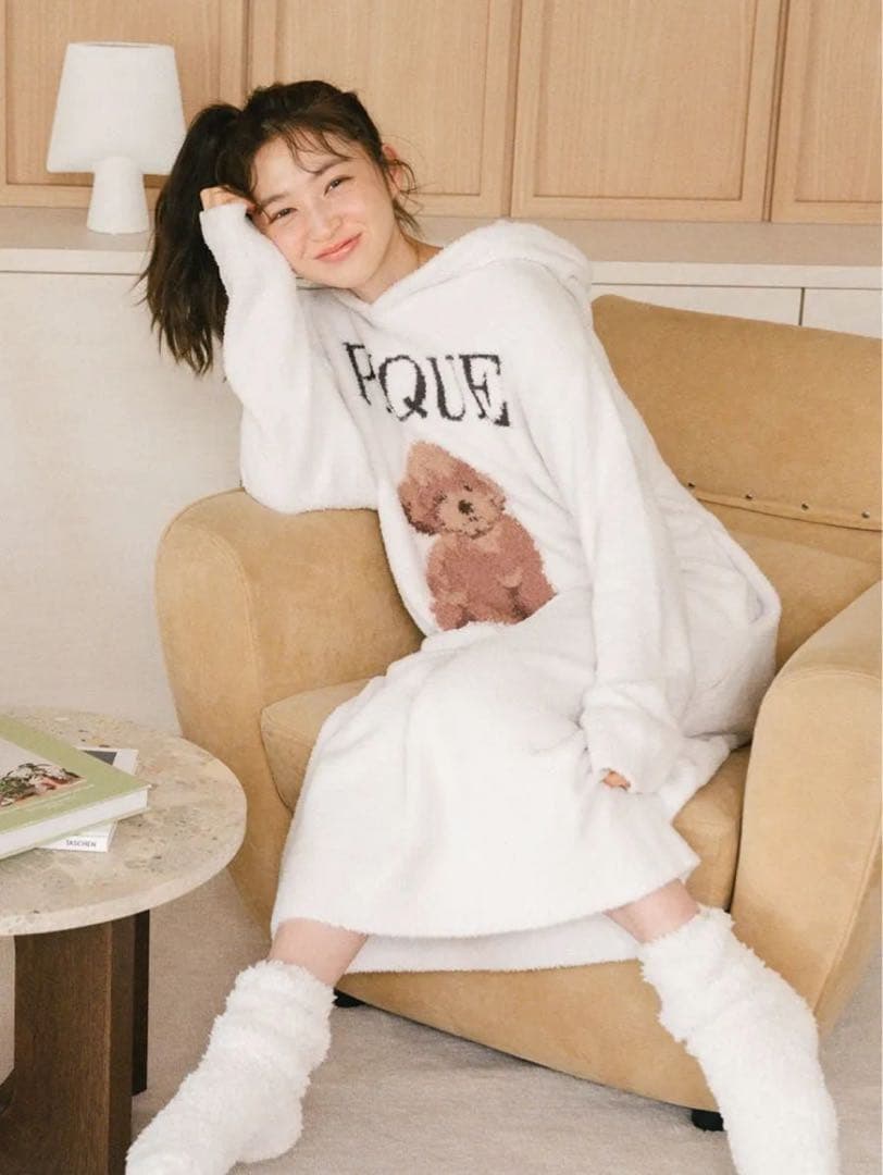 新品タグ付 ジェラートピケ トイプードル JOD ジャガードワンピース 白