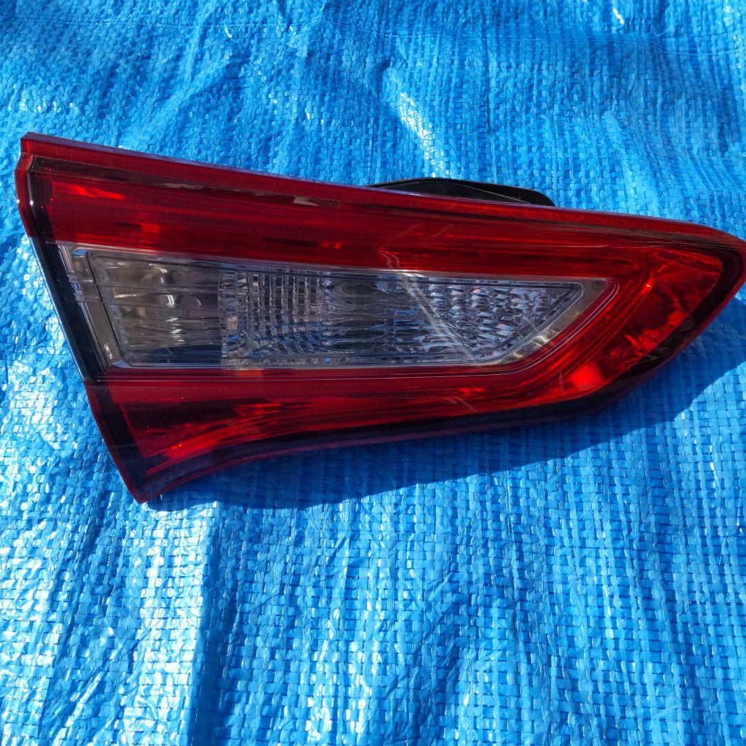 トヨタ テールランプ 52-304 左