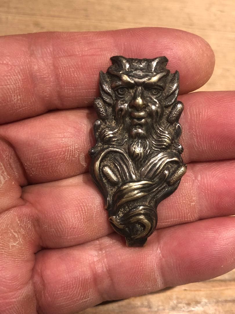 アンティーク　デビル 悪魔　サタン　インダストリアル　ビンテージ　ゴシック