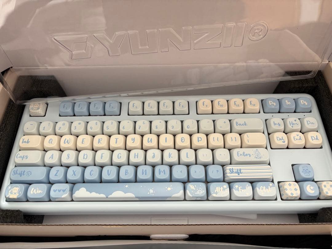 YUNZII B87 ブルー メカニカルキーボード