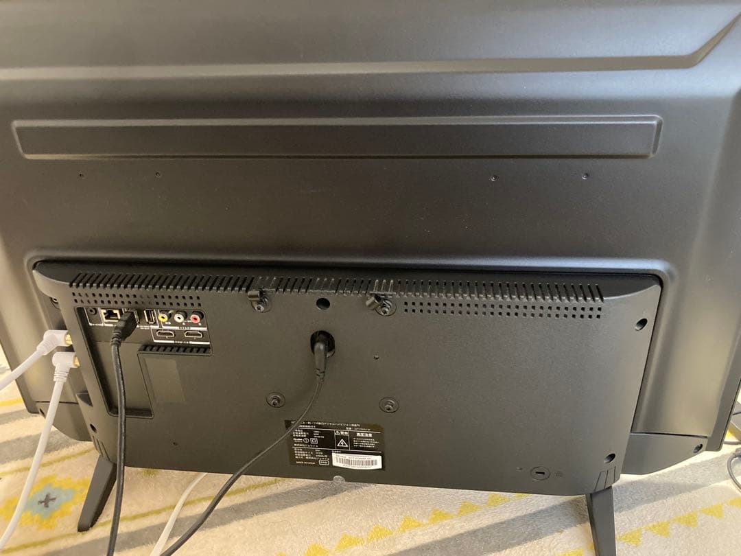 【大阪引き取り限定】美品！2020年製BS・CSチューナー内蔵　32型液晶テレビ