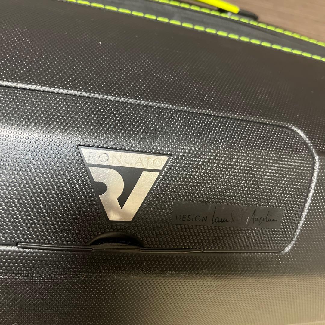 大型　良品　RONCATO スーツケース　７泊〜 Lサイズ