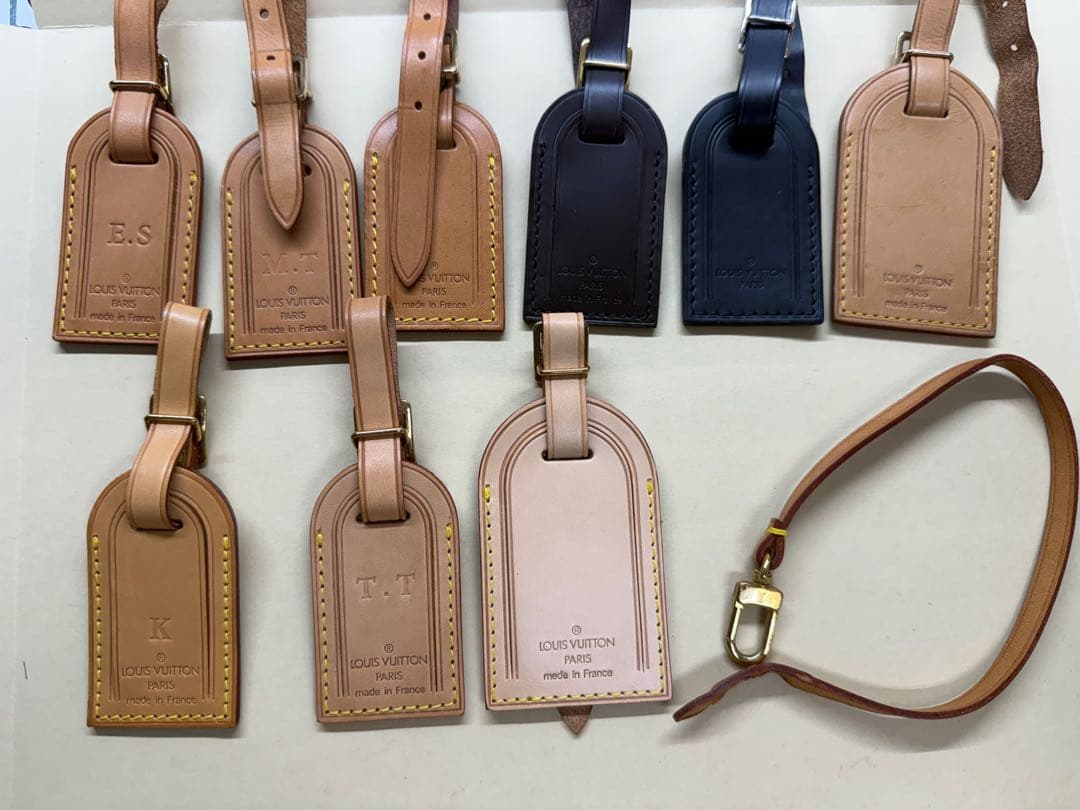 空*様 ルイ・ヴィトン ネームタグ レザー　一部ネーム刻印あり